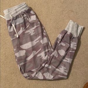 Army joggers